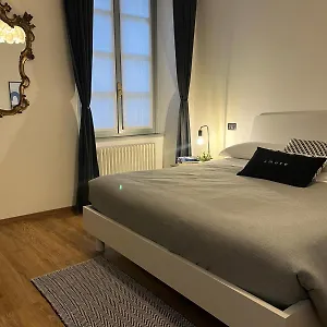 Ophelia Leon Charme&relax Apartament