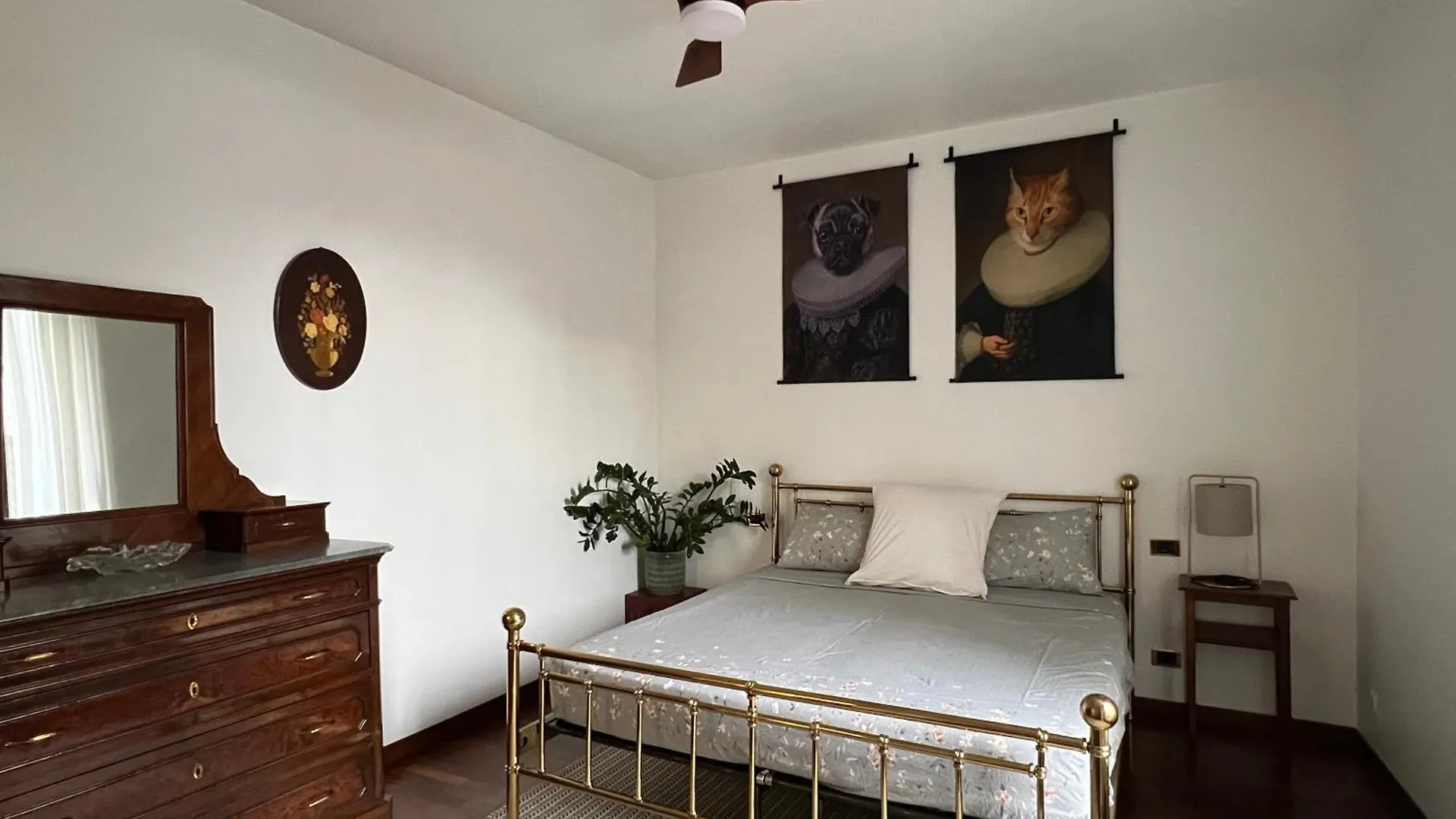 City Center 2 Bedroom Apt contacts